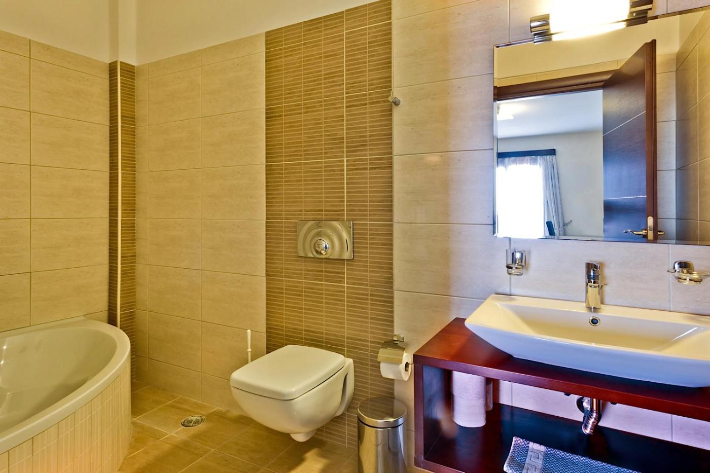 Socrates Hotel Apartments Kárpathos Eksteriør bilde